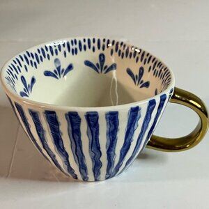 Blue & White Ceramic Coffee/Tea Cup with Gold Handle – Hand Wash Only